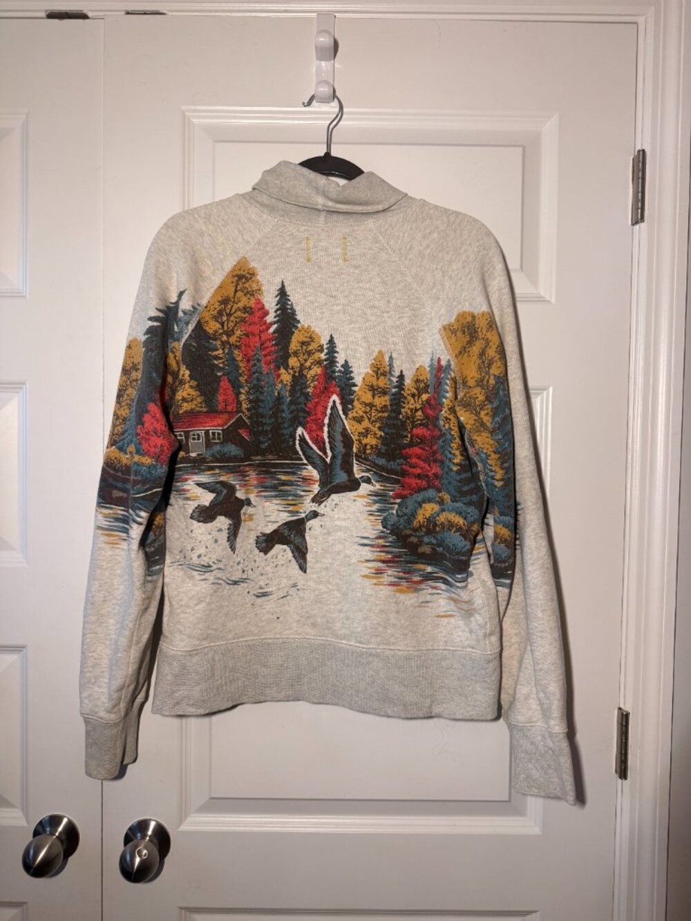 Todd Snyder LLBean Duck Scene Turtleneck |size medium | Rare & Collectible - Picture 2 of 5